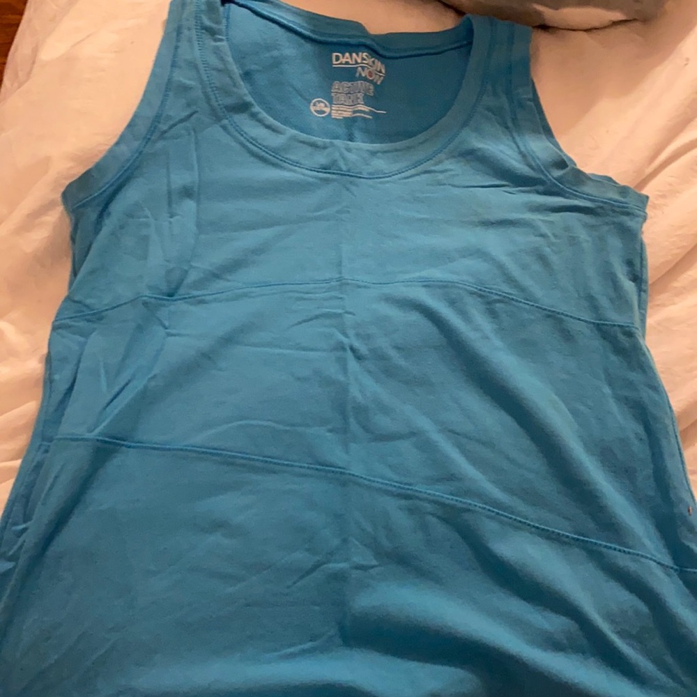 women’s tank top